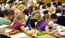 © AP/Daniel Maurer, Studenten im Hörsaal © AP/Daniel Maurer, Studenten im Hörsaal