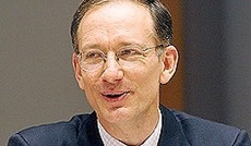 © APA/BELGA/Francois Walschaerts, Peter Fleischer, Googles Datenschutzkonsulent, grinst. © APA/BELGA/Francois Walschaerts, Peter Fleischer, Googles Datenschutzkonsulent, grinst.