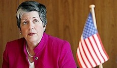 © Reuters/Hannibal Hanschke, Janet Napolitano © Reuters/Hannibal Hanschke, Janet Napolitano