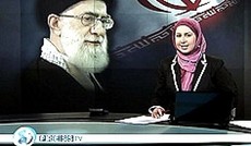 © Press.tv (Screenshot), Screenshot einer Iranischen Nachrichtensendung mit der Nachrichtensprecherin im Bild © Press.tv (Screenshot), Screenshot einer Iranischen Nachrichtensendung mit der Nachrichtensprecherin im Bild