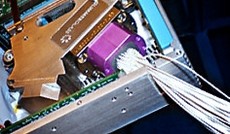 © ORF.at/Erich Möchel, Hausverteilerschrank für Glasfaser © ORF.at/Erich Möchel, Hausverteilerschrank für Glasfaser