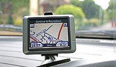 © Fotolia/Scrivener, Navigationssystem im Auto © Fotolia/Scrivener, Navigationssystem im Auto