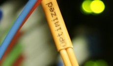 © Günter Hack, Nahaufnahme eines Netzwerkkabels © Günter Hack, Nahaufnahme eines Netzwerkkabels