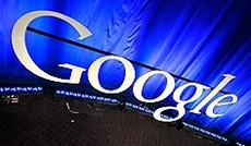 © AP/Paul Sakuma, Google-Logo auf blauem Hintergrund © AP/Paul Sakuma, Google-Logo auf blauem Hintergrund