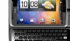 © HTC, HTC Desire Z mit ausgefahrener Tastatur © HTC, HTC Desire Z mit ausgefahrener Tastatur